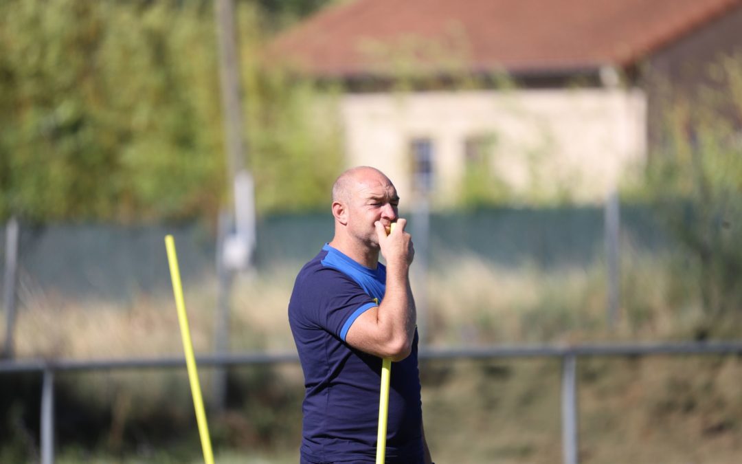 Comme à confesse / avec Jharay Russell