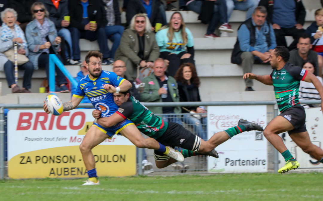 LE NAVIRE RCAV ACCOSTE SUR L&rsquo;ARDECHE