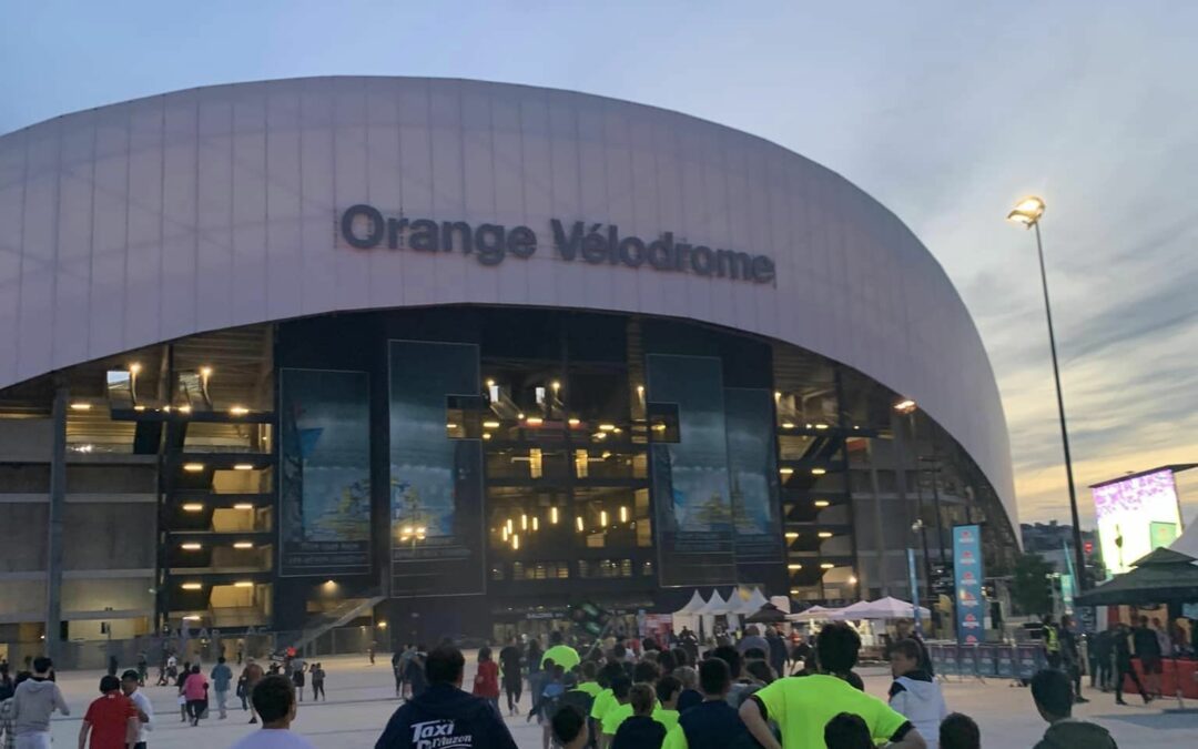 QUAND LE VELODROME SE DRAPE DE JAUNE