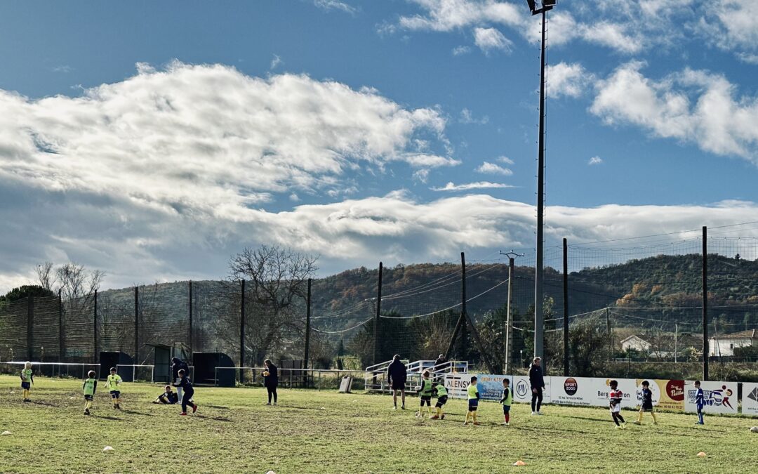 L’ECOLE DE RUGBY AUX CHAMPS