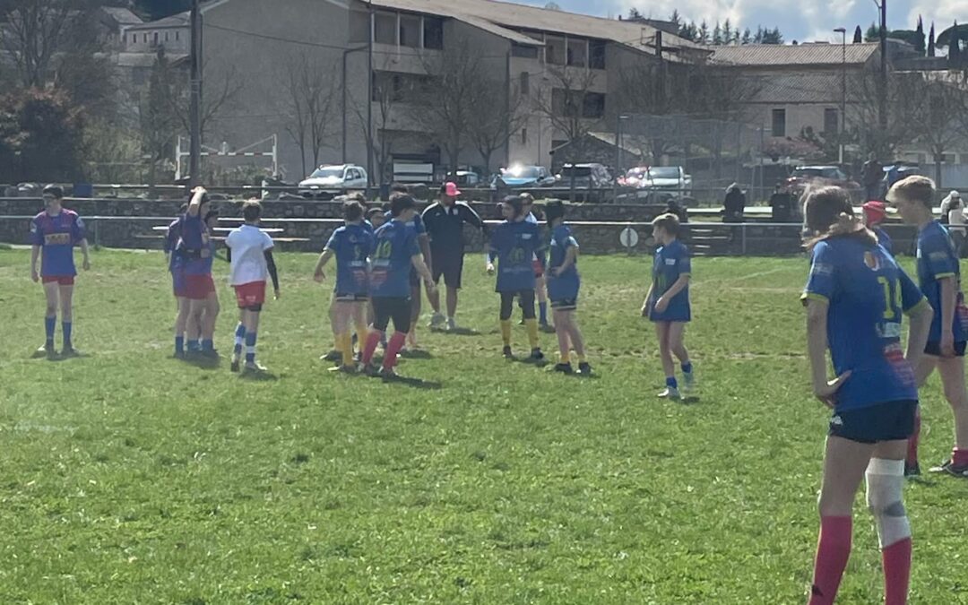 NOS U 14 JAUNES & BLEUS PRENNENT GOUT A LA VICTOIRE