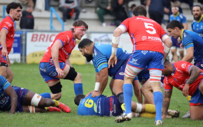 AU RENDEZ-VOUS DU METRO A DUGRADUS