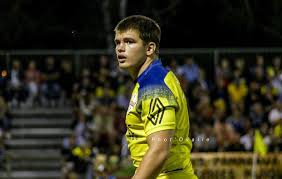 QUAND LE MIDOL PORTE SON REGARD SUR UN ARDECHOIS